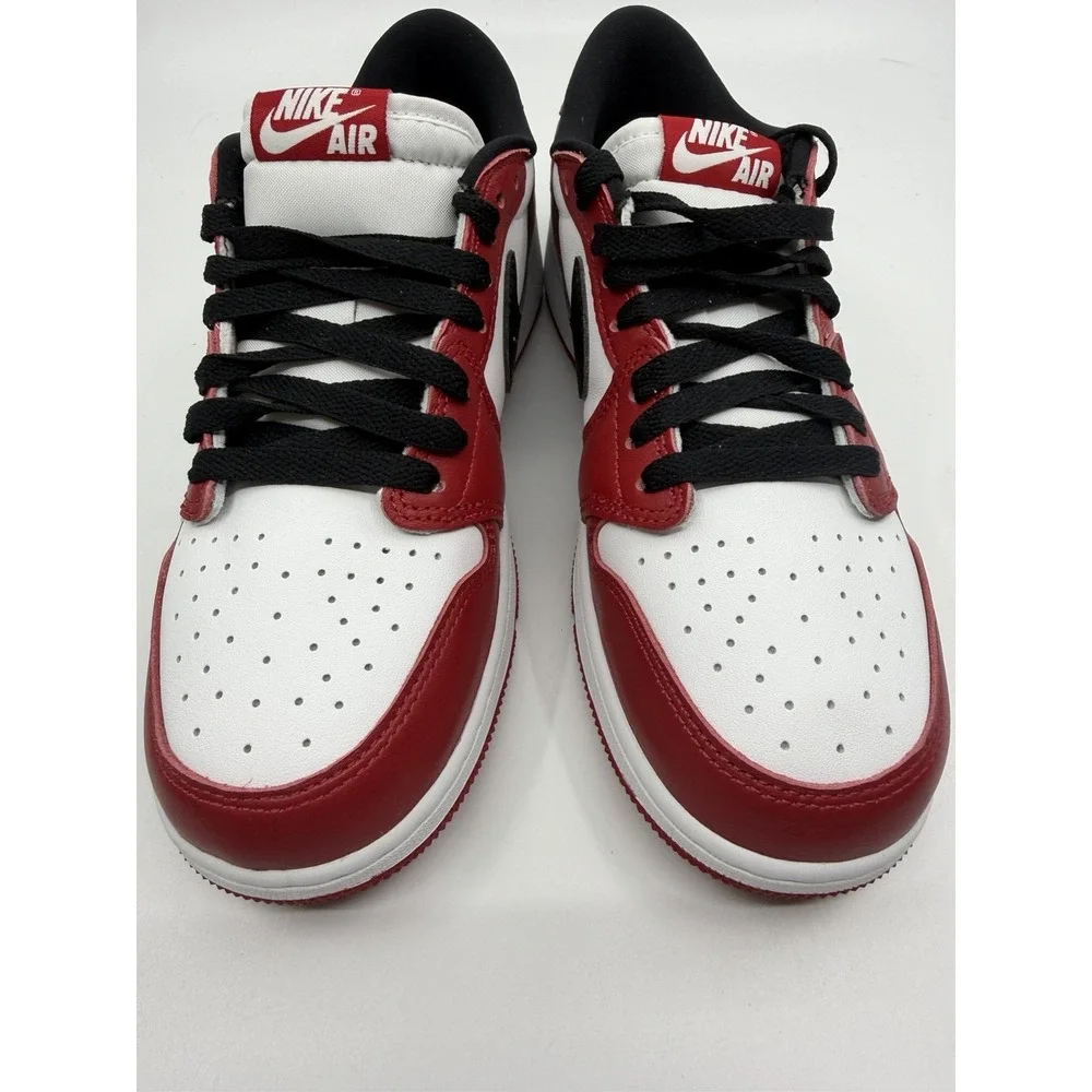 Nike Air Jordan 1 Retro Low OG Chicago GS Size 7Y Varsity Red Black White
